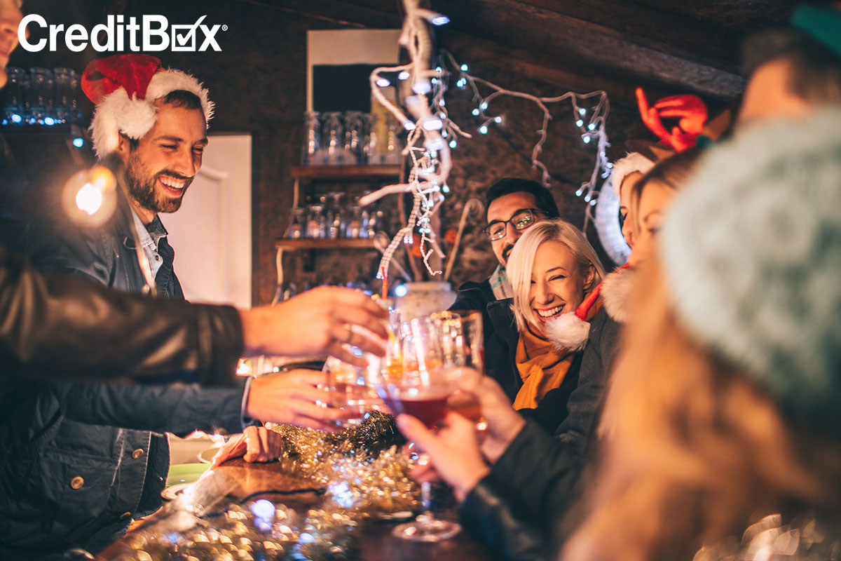 5 Holiday Party Ideas That Won’t Break the Bank 5 Holiday Party Ideas That Won’t Break the Bank